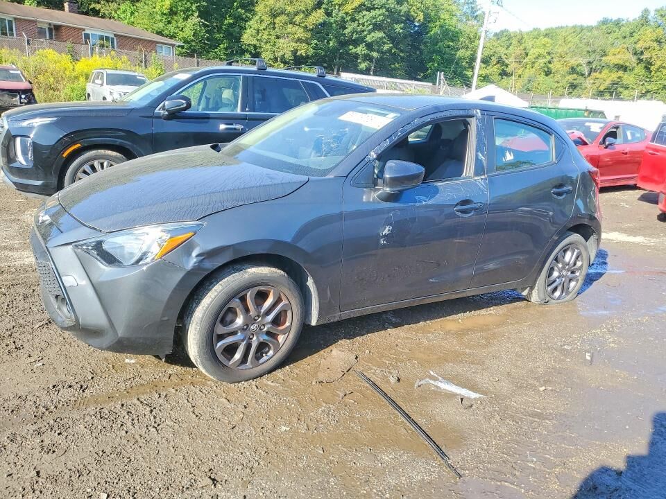 2020 TOYOTA Yaris