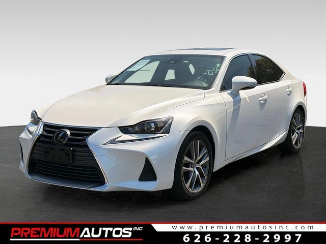 2019 LEXUS IS