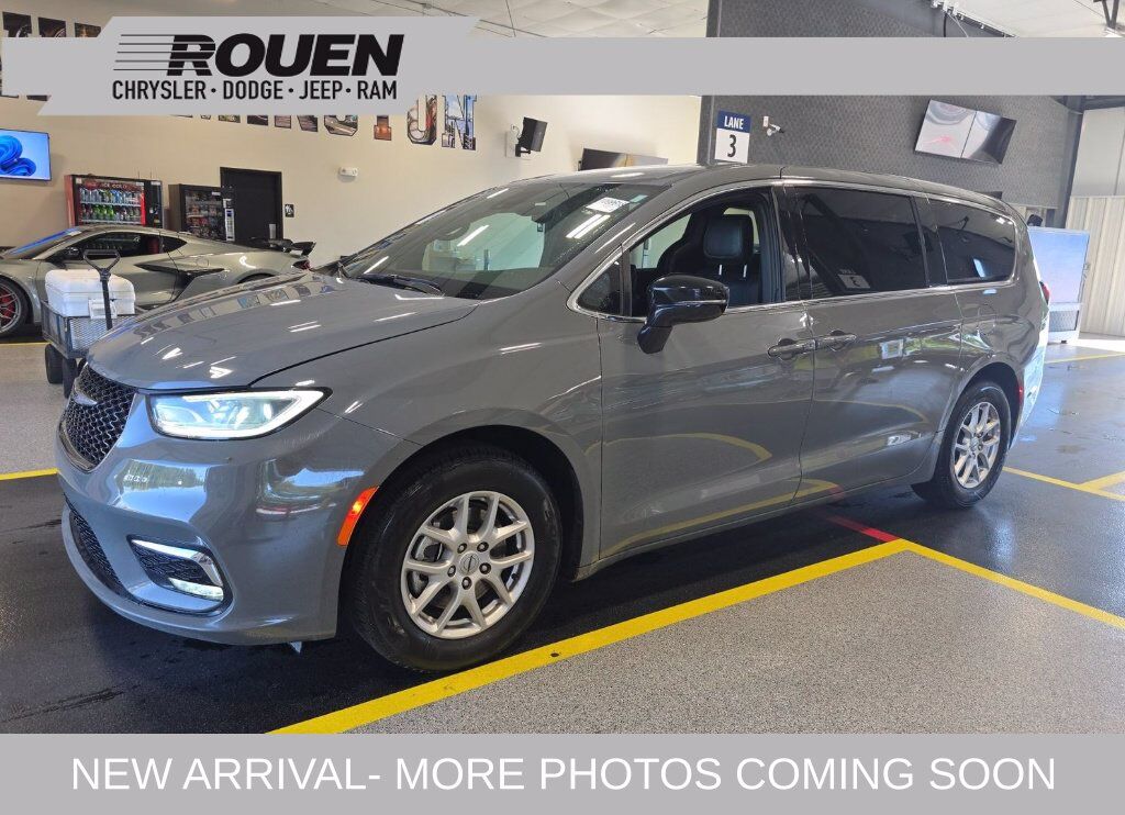 2025 CHRYSLER Pacifica