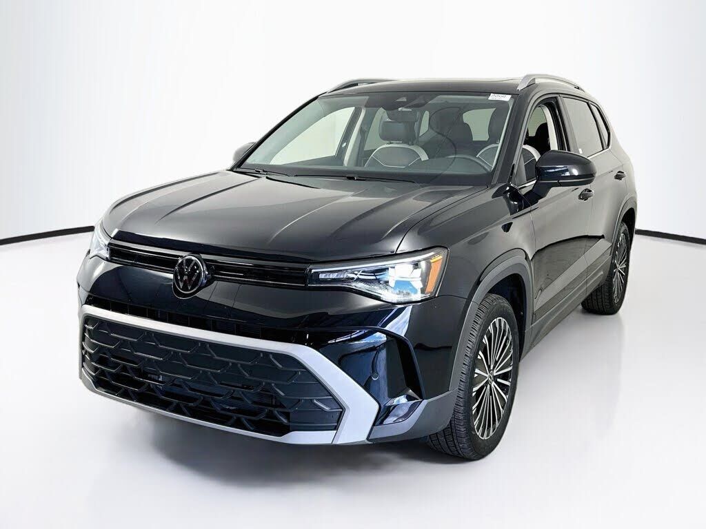 2025 VOLKSWAGEN Taos