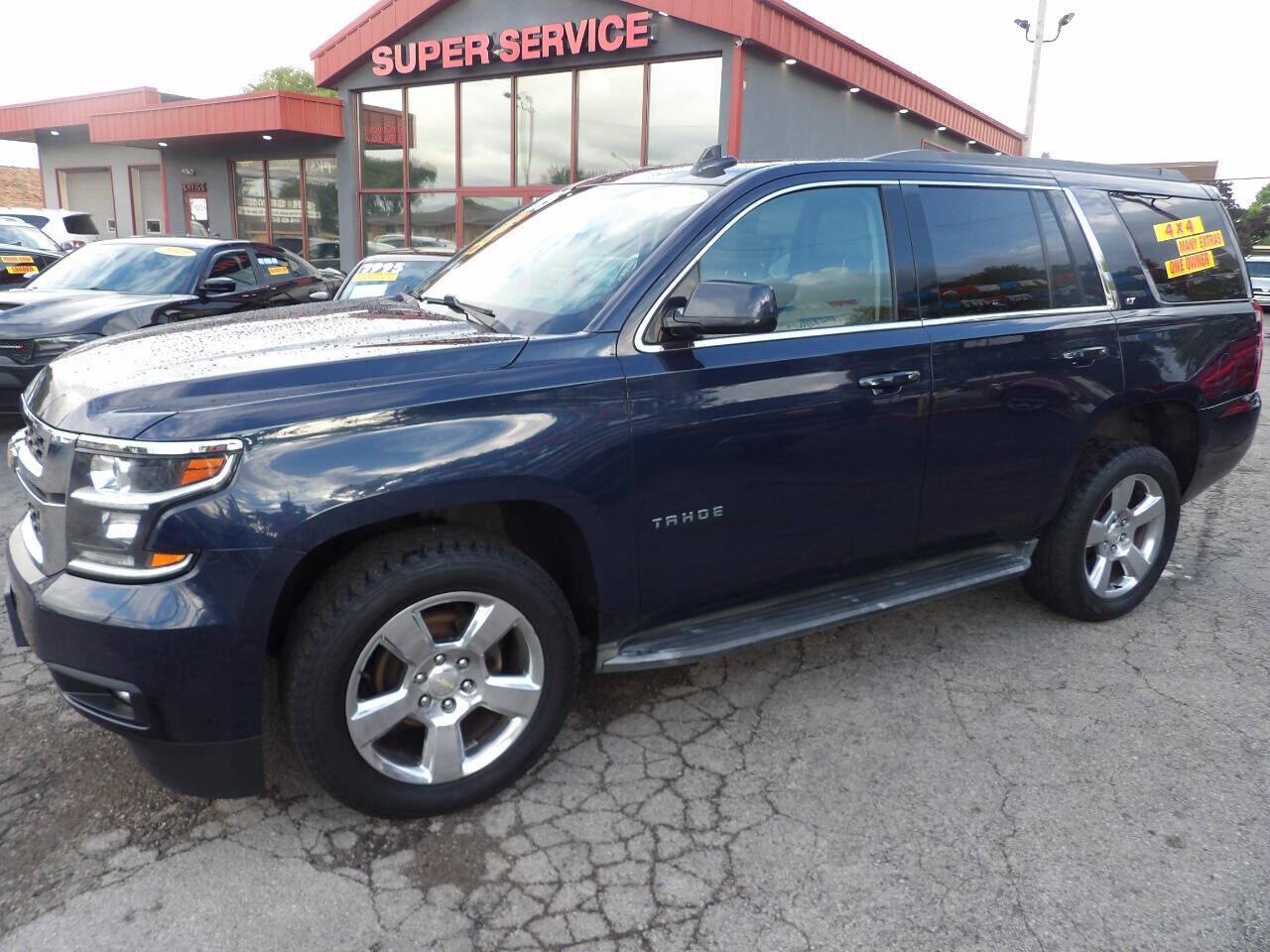 2017 CHEVROLET Tahoe