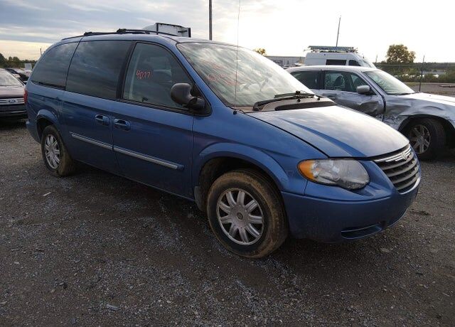 2007 CHRYSLER Town and Country