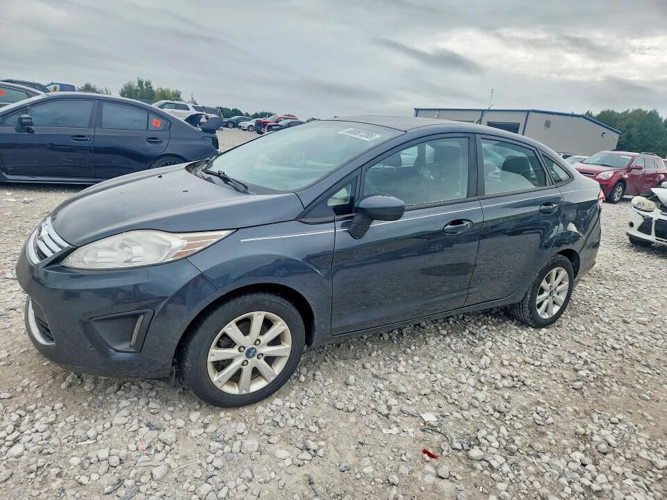 2011 FORD Fiesta