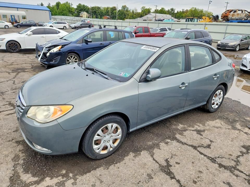 2010 HYUNDAI Elantra