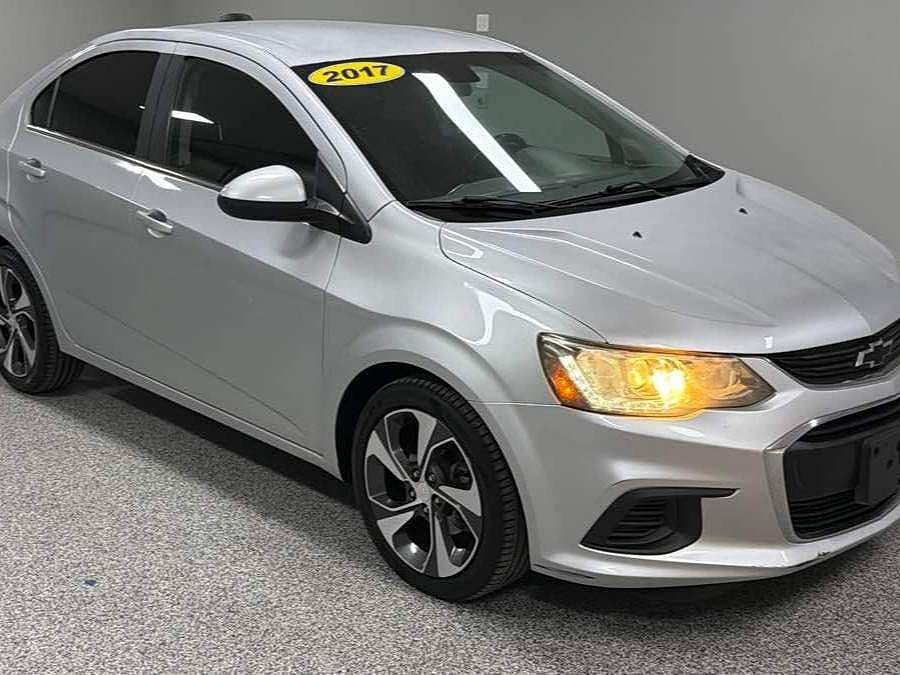2017 CHEVROLET Sonic