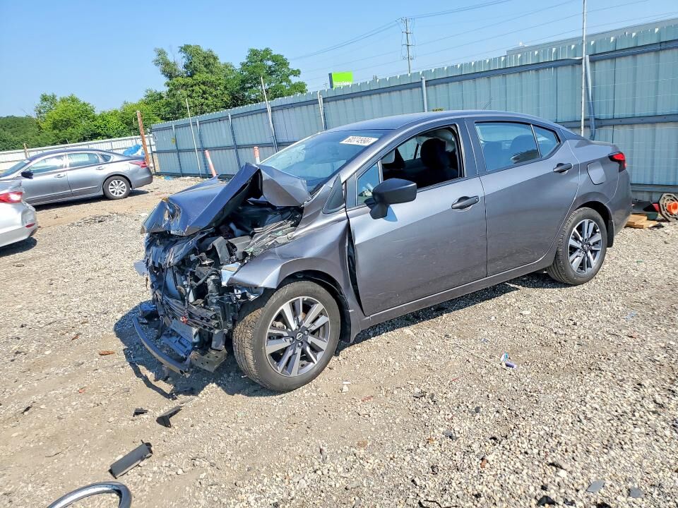 2024 NISSAN Versa