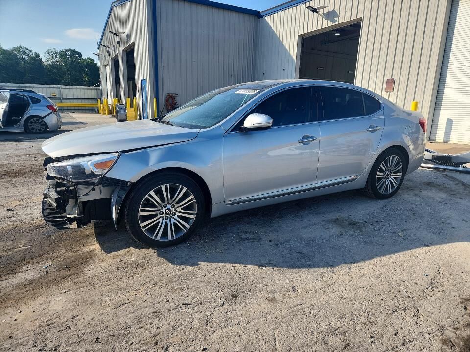 2016 KIA Cadenza