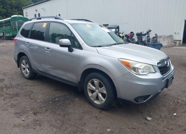 2014 SUBARU Forester