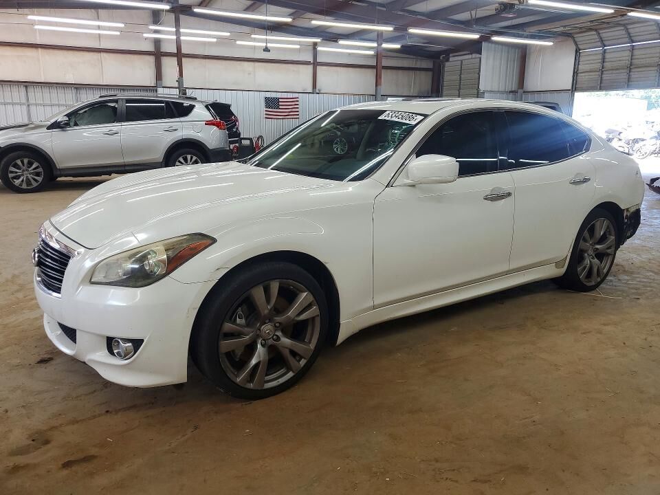 2011 INFINITI M37