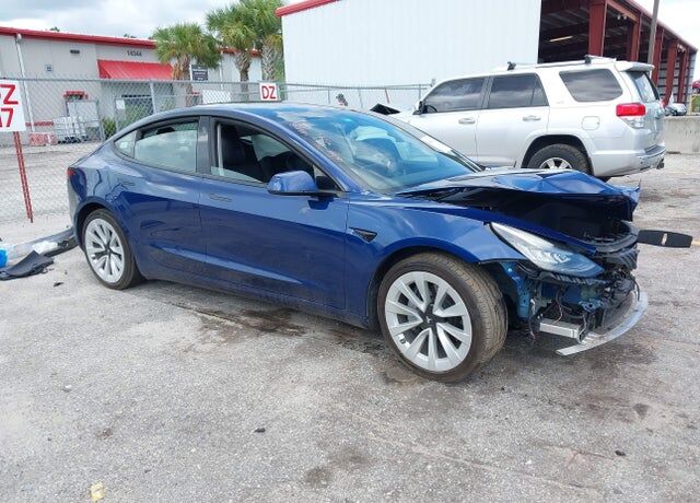 2021 TESLA Model 3