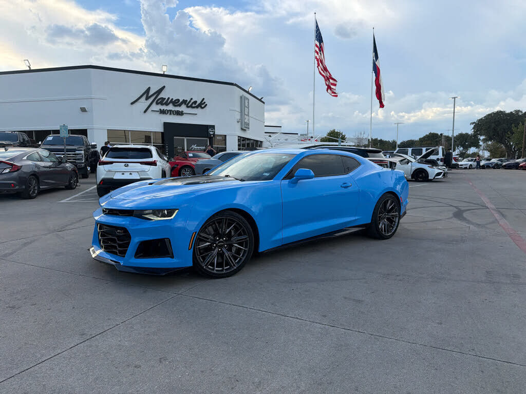 2023 CHEVROLET Camaro