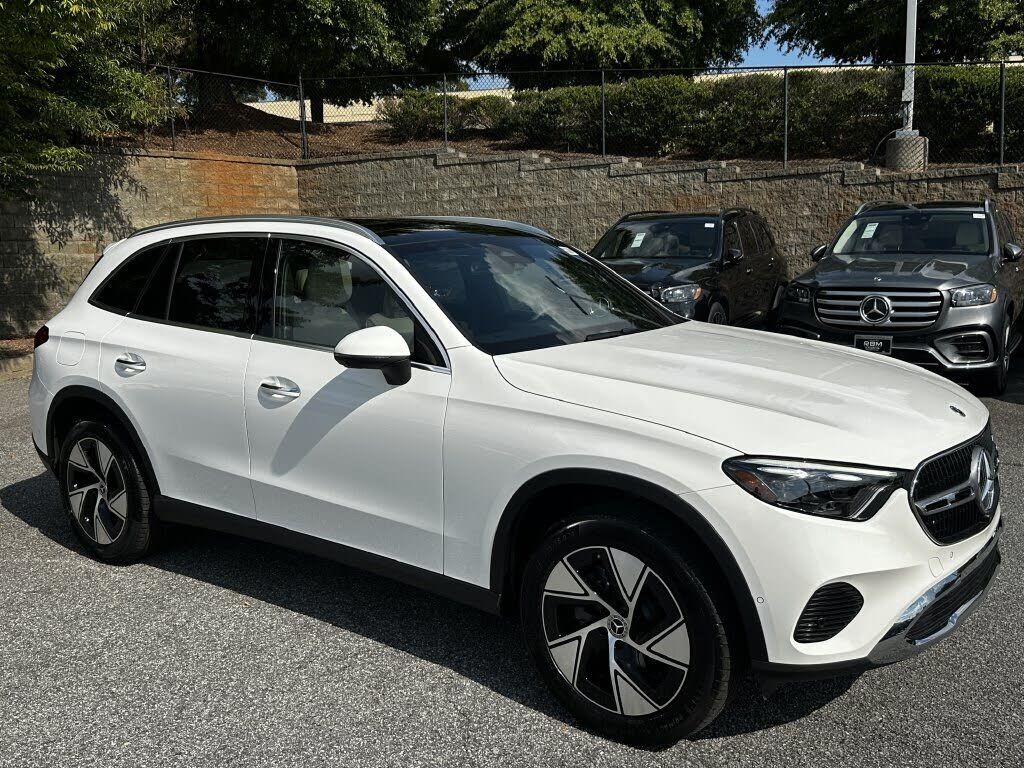 2024 MERCEDES-BENZ GLC-Class