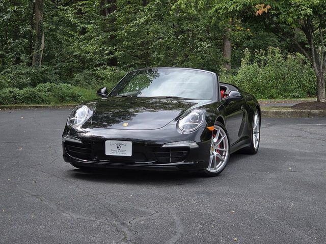2015 PORSCHE 911