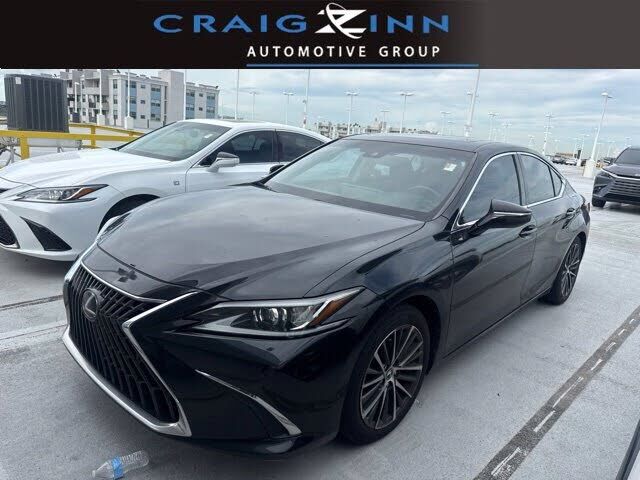 2023 LEXUS ES