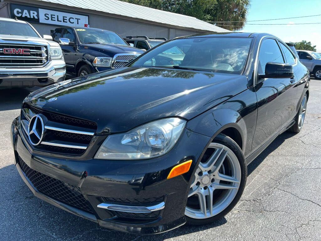 2015 MERCEDES-BENZ C-Class