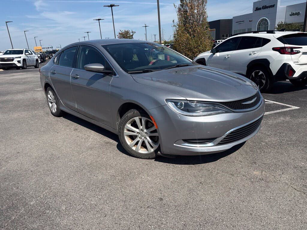 2016 CHRYSLER 200