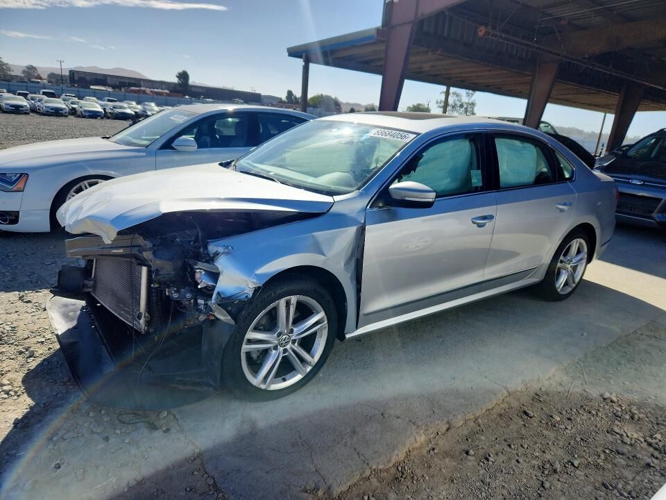 2015 VOLKSWAGEN Passat