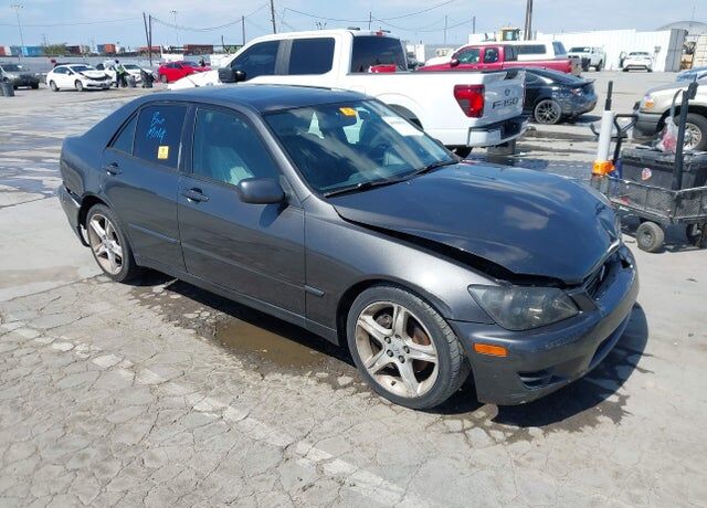 2003 LEXUS IS