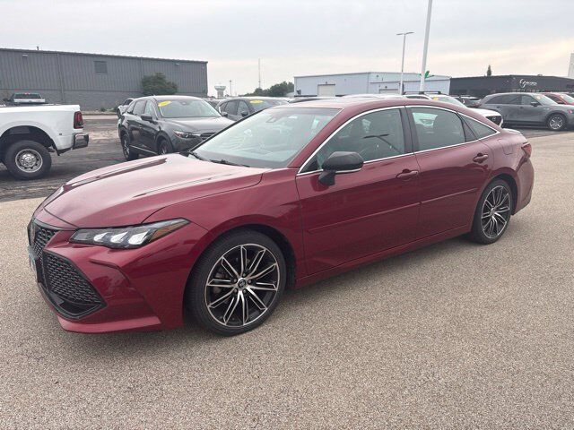 2019 TOYOTA Avalon