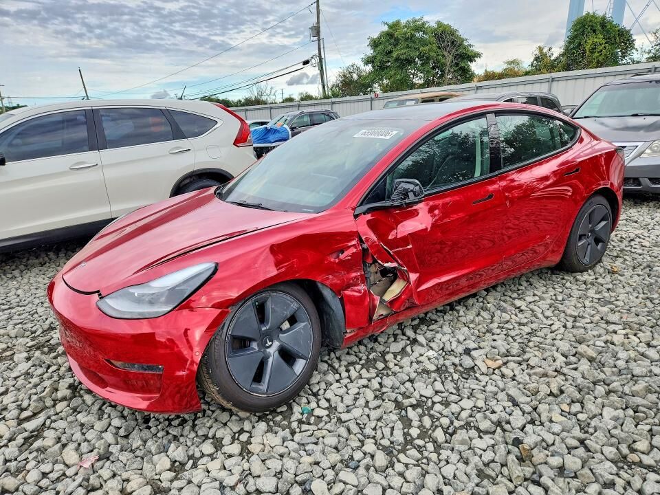 2022 TESLA Model 3