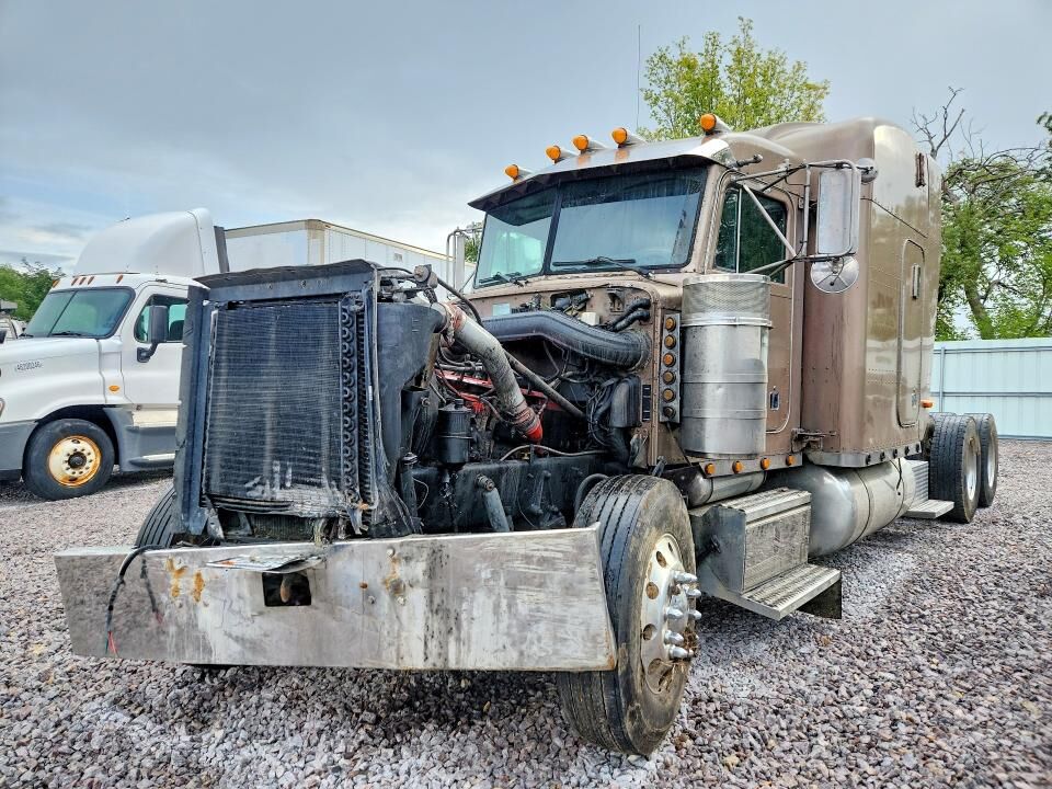 2003 PETERBILT 379