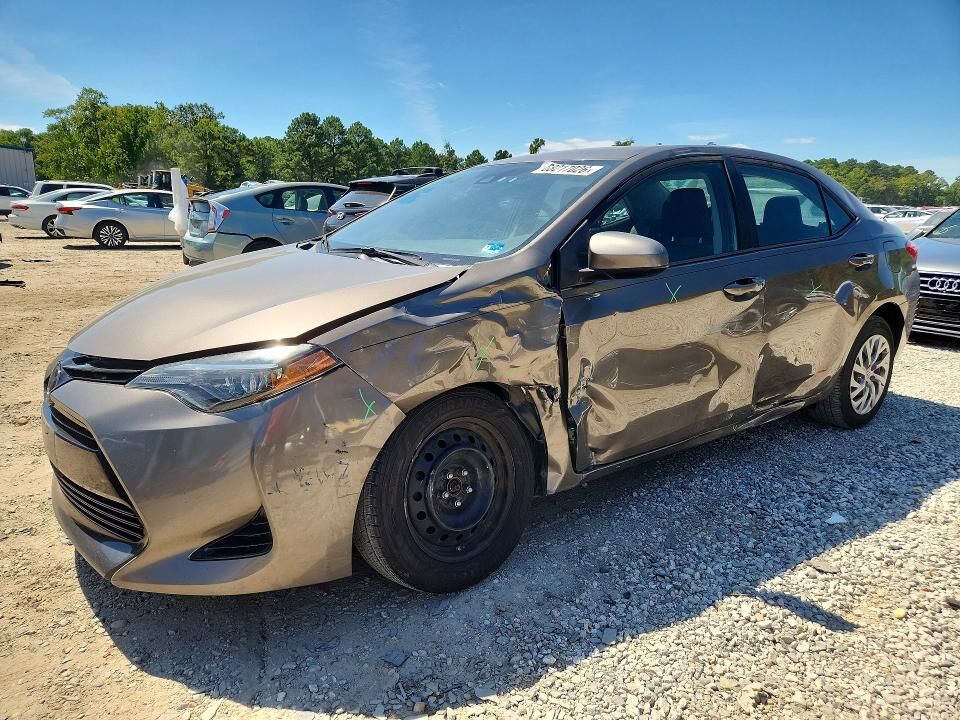 2018 TOYOTA Corolla