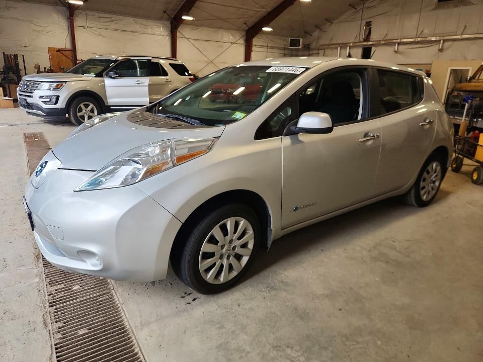 2015 NISSAN Leaf