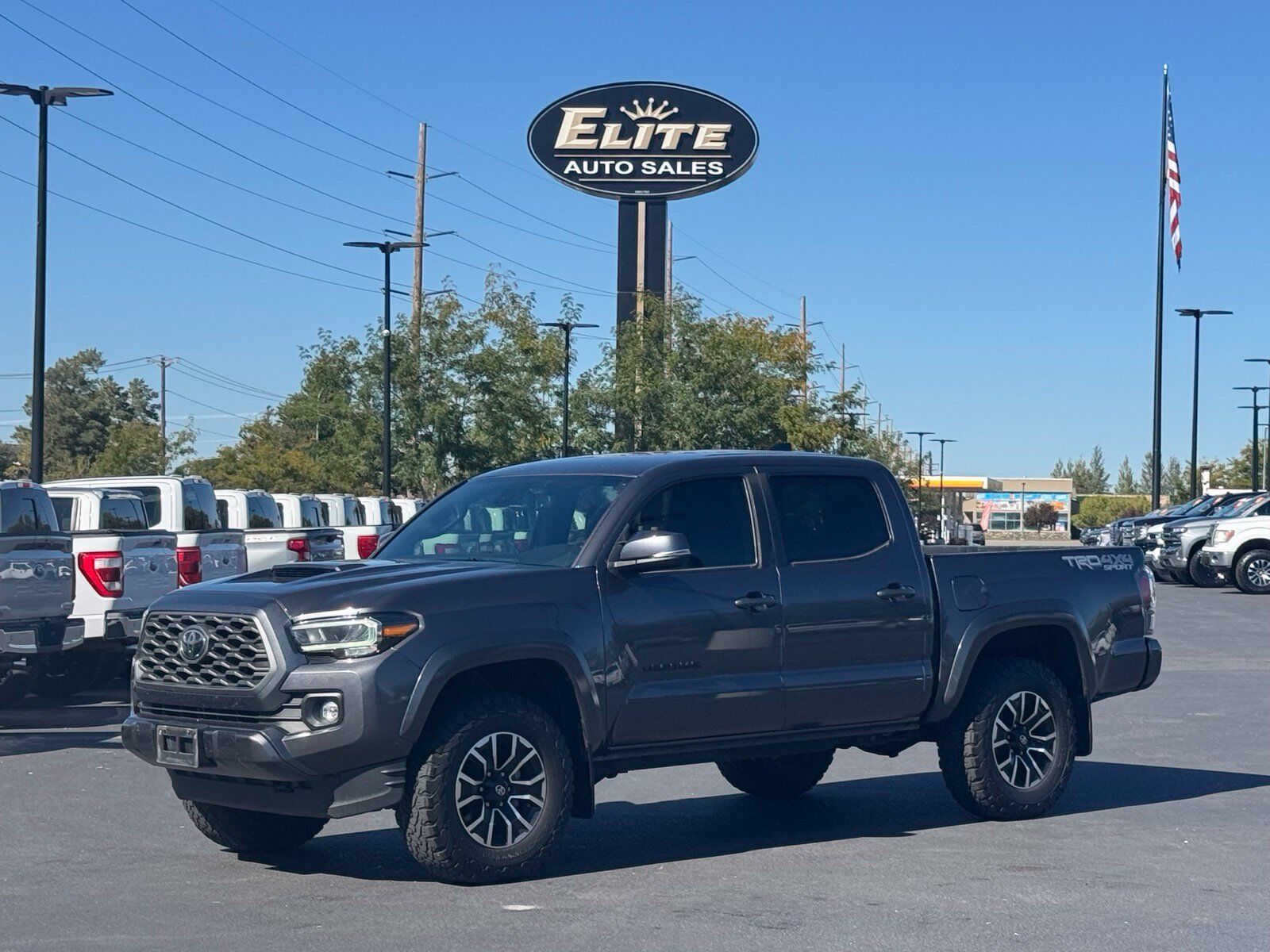 2022 TOYOTA Tacoma