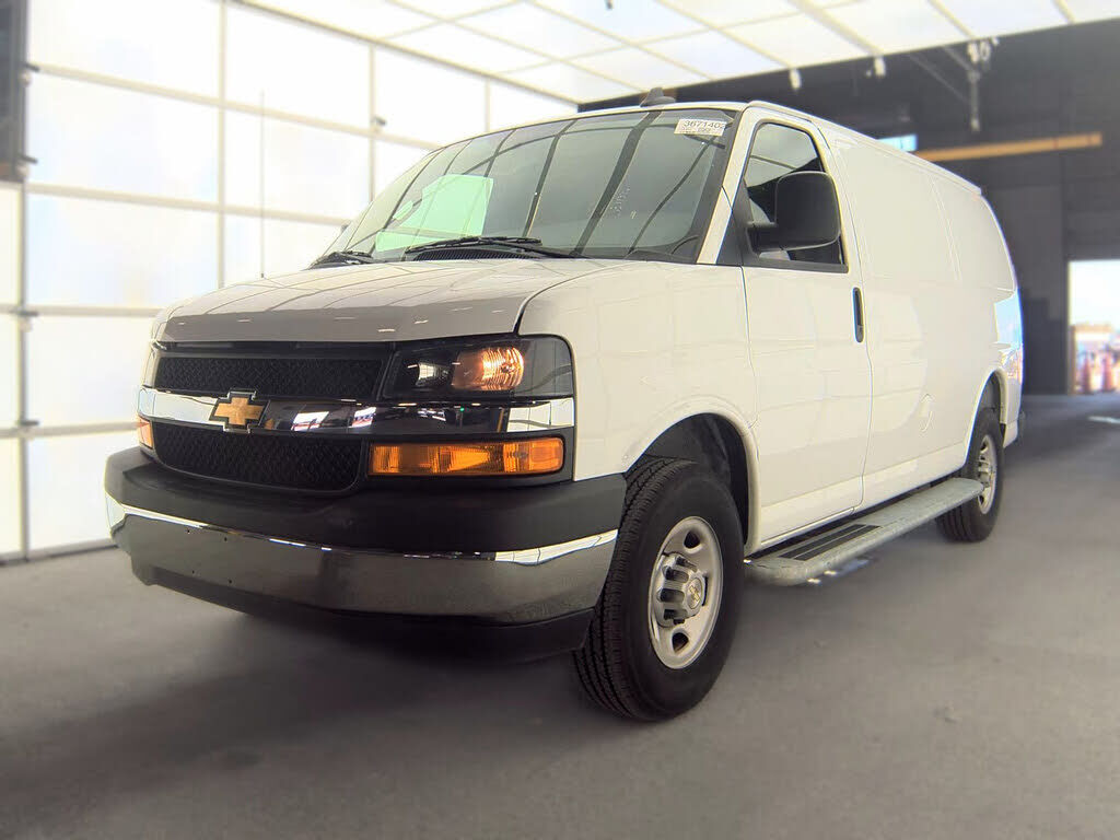 2025 CHEVROLET Express