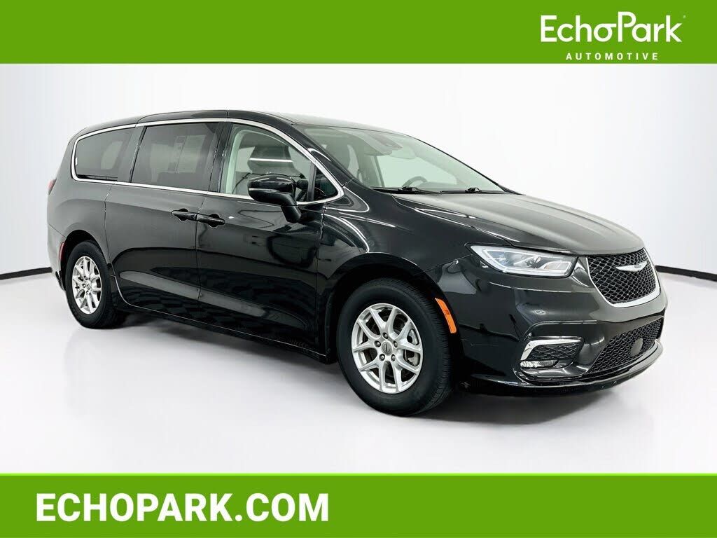 2023 CHRYSLER Pacifica