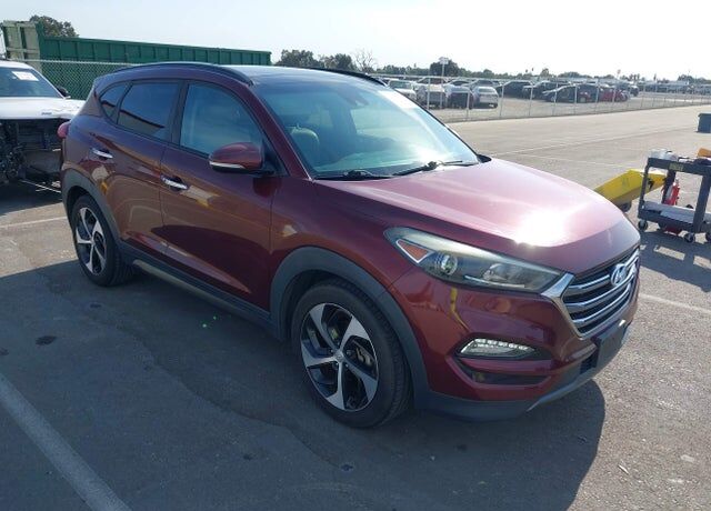 2016 HYUNDAI Tucson