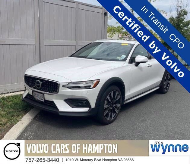 2024 VOLVO V60CC