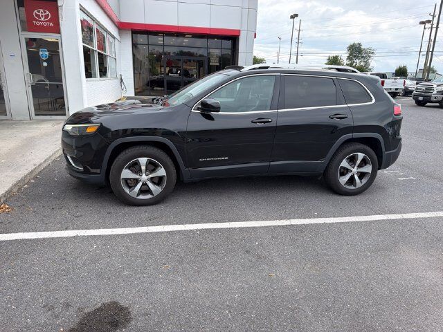 2020 JEEP Cherokee