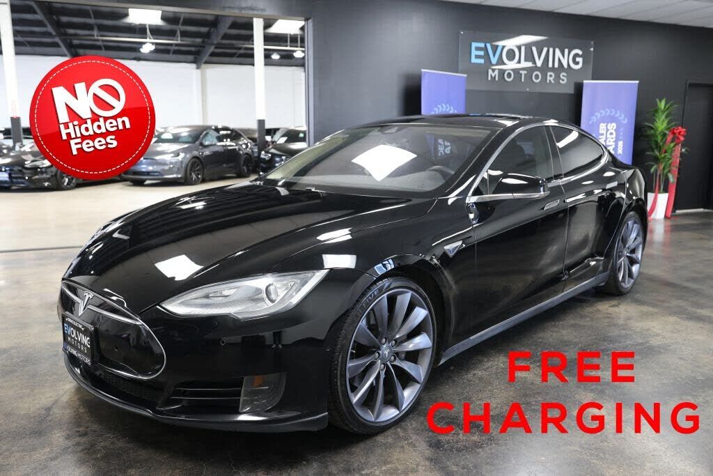 2015 TESLA Model S