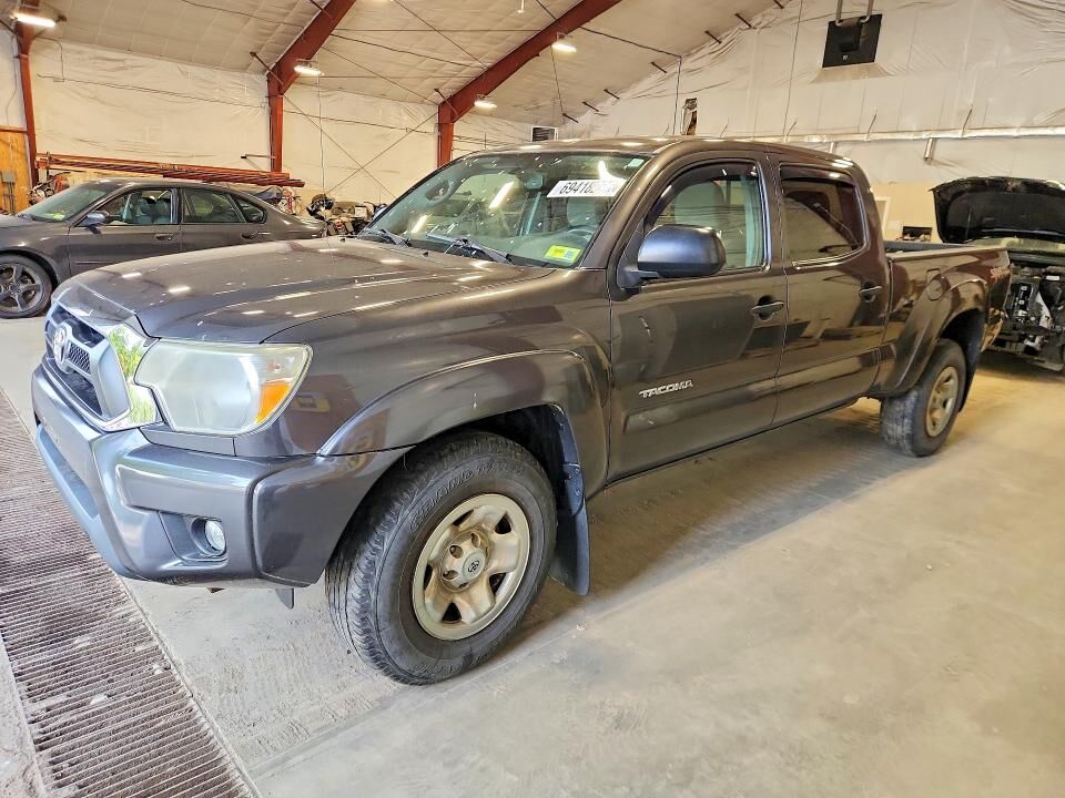 2012 TOYOTA Tacoma