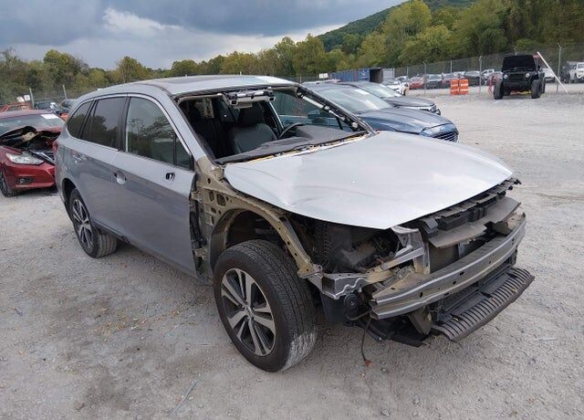2018 SUBARU Outback