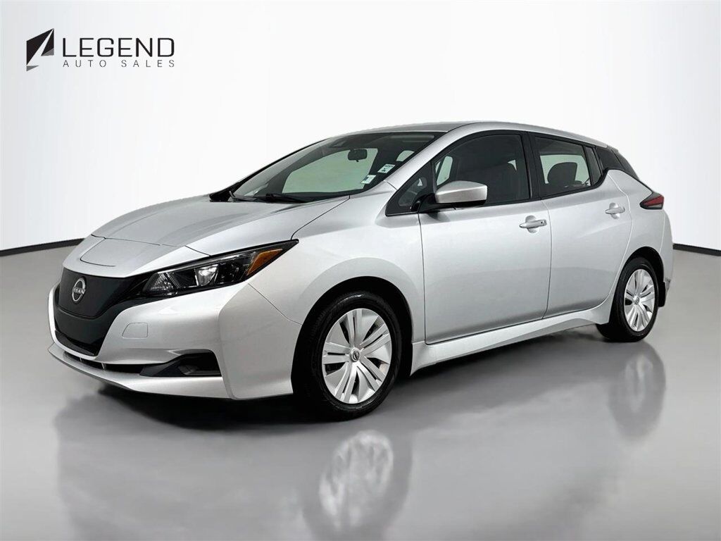 2025 NISSAN Leaf