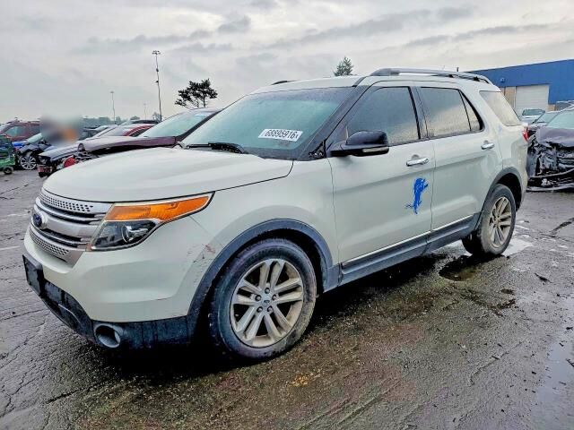 2012 FORD Explorer