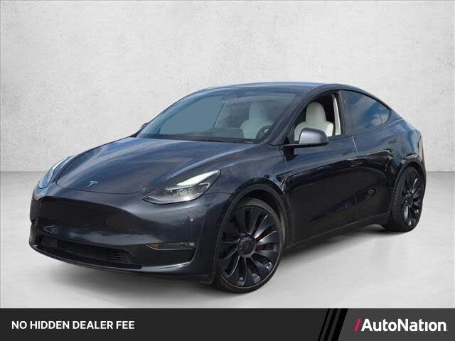 2025 TESLA Model Y