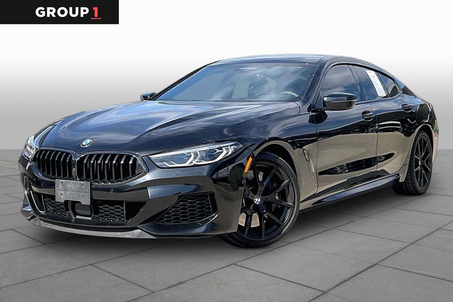 2022 BMW M8