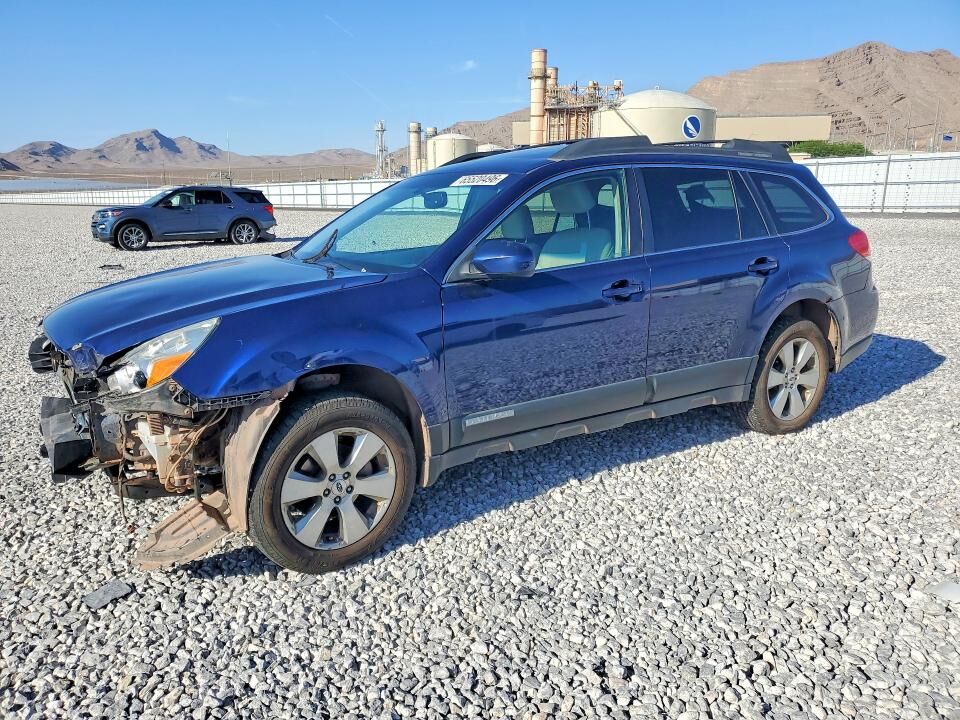 2011 SUBARU Outback