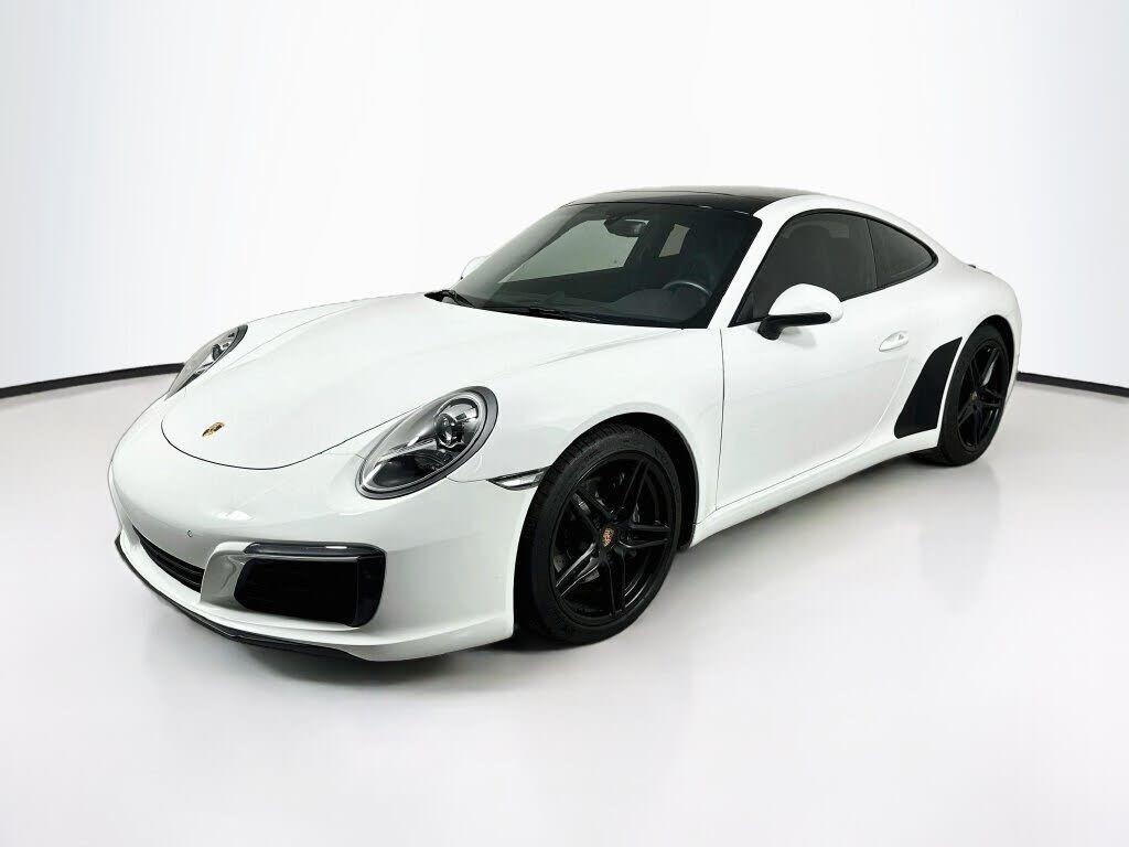 2018 PORSCHE 911