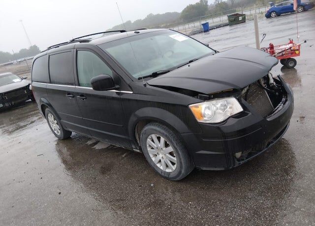 2008 CHRYSLER Town and Country