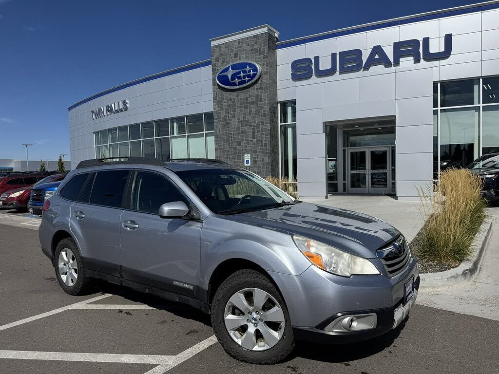 2012 SUBARU Outback