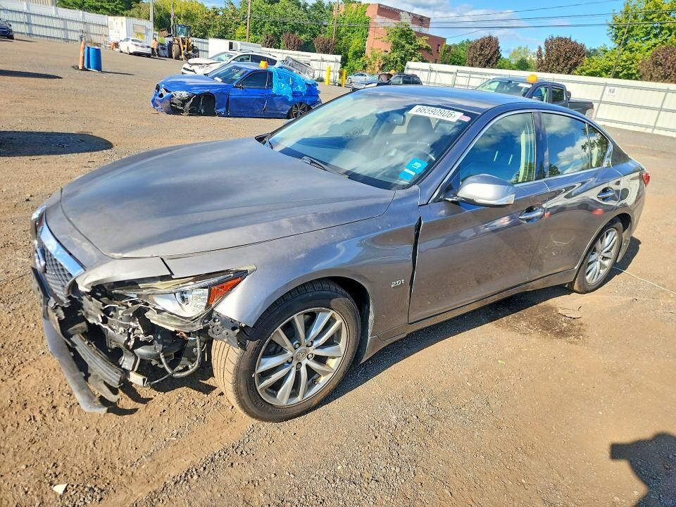 2017 INFINITI Q50