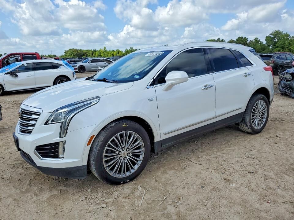 2017 CADILLAC XT5