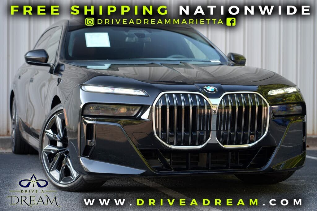 2023 BMW 760i