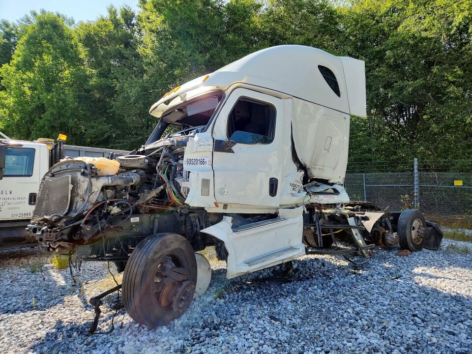 2018 FREIGHTLINER New Cascadia 126" Sleepercab