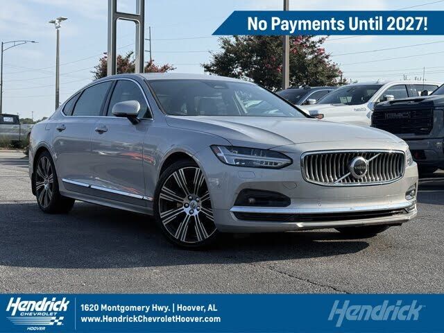 2023 VOLVO S90