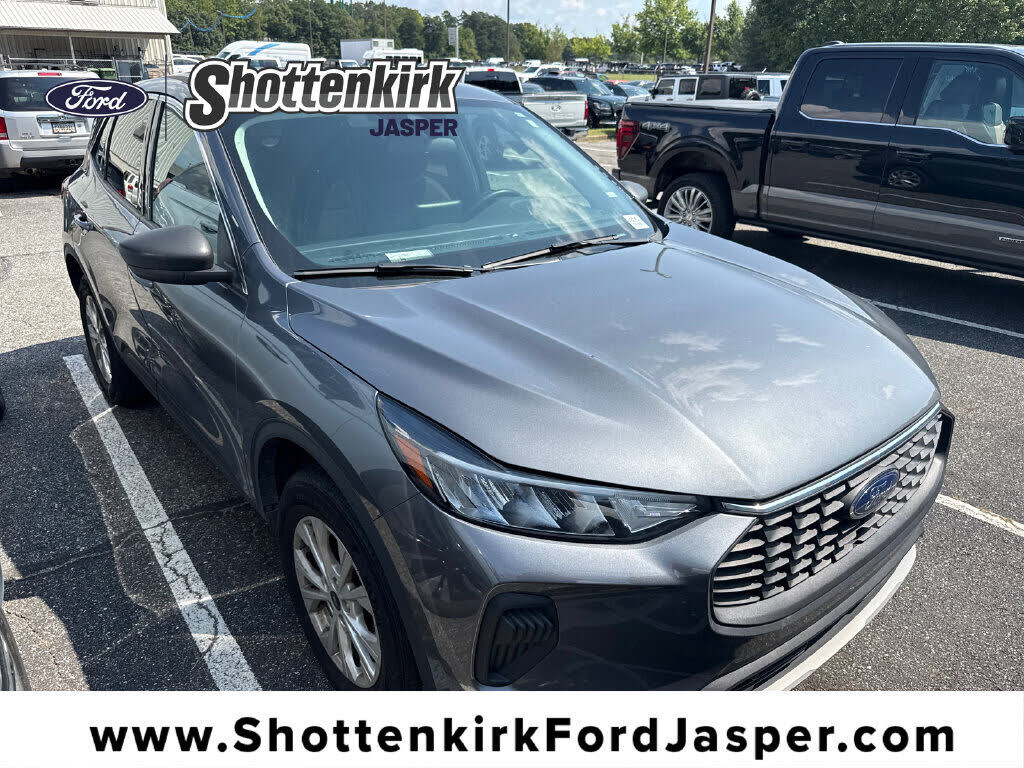2024 FORD Escape